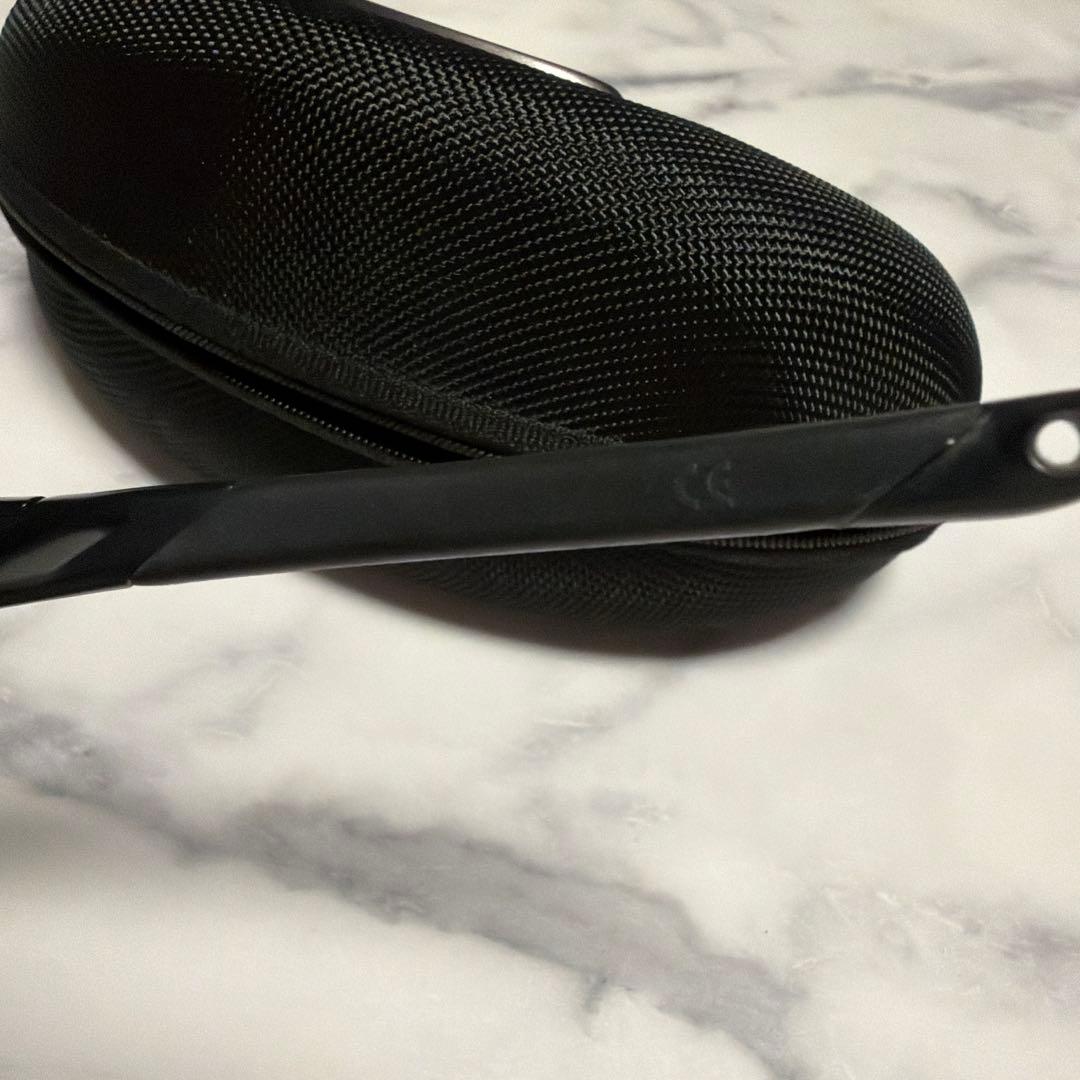 Oakley スポーツ用サングラス ケース付き