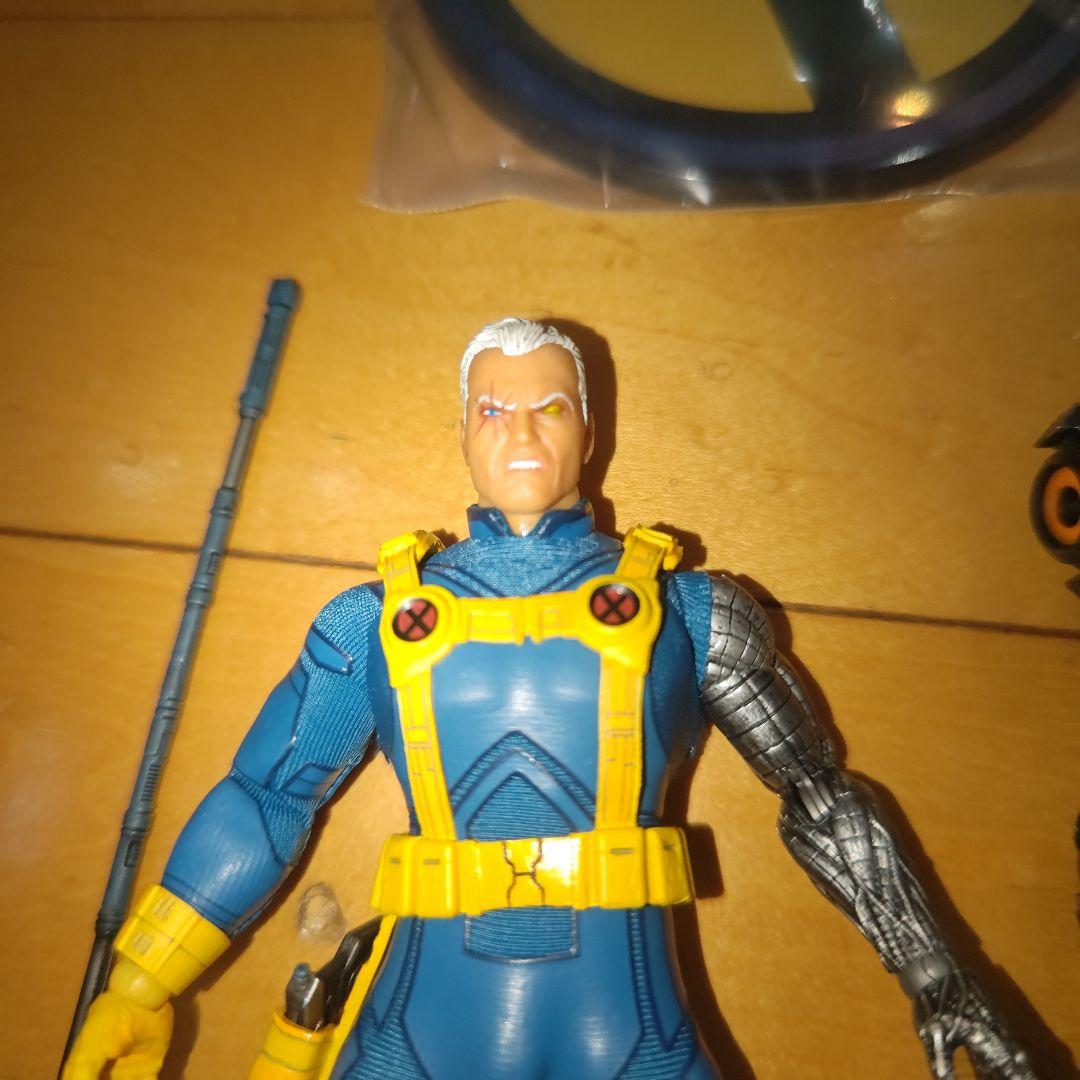 mezcoone:12collective ケーブル