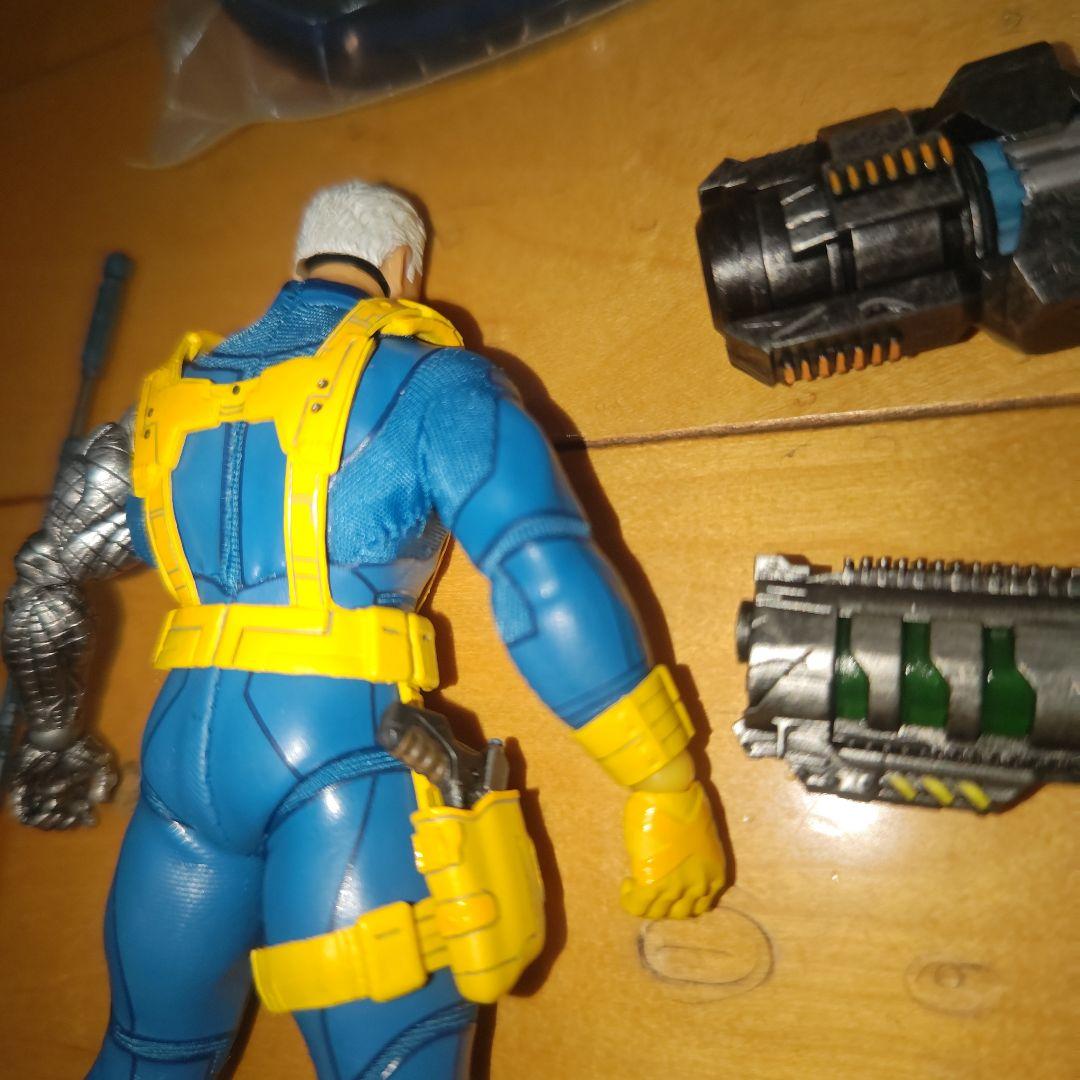 mezcoone:12collective ケーブル