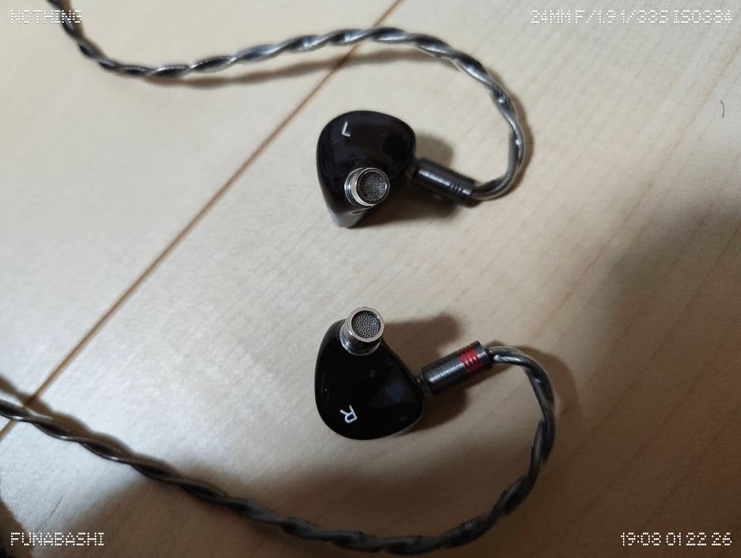 イヤホン DUNU x Gizaudio DaVinci