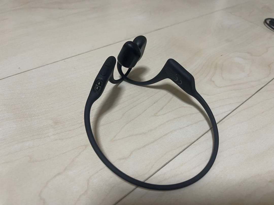 SHOKZ OPENRUN PRO S810骨伝導イヤホン 充電器有　迅速配送