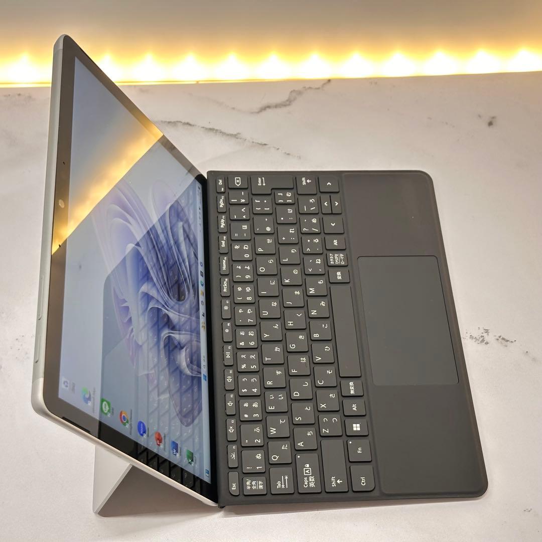 【準新品使用回数1回】Surface Go3 LTE Corei3/8/128