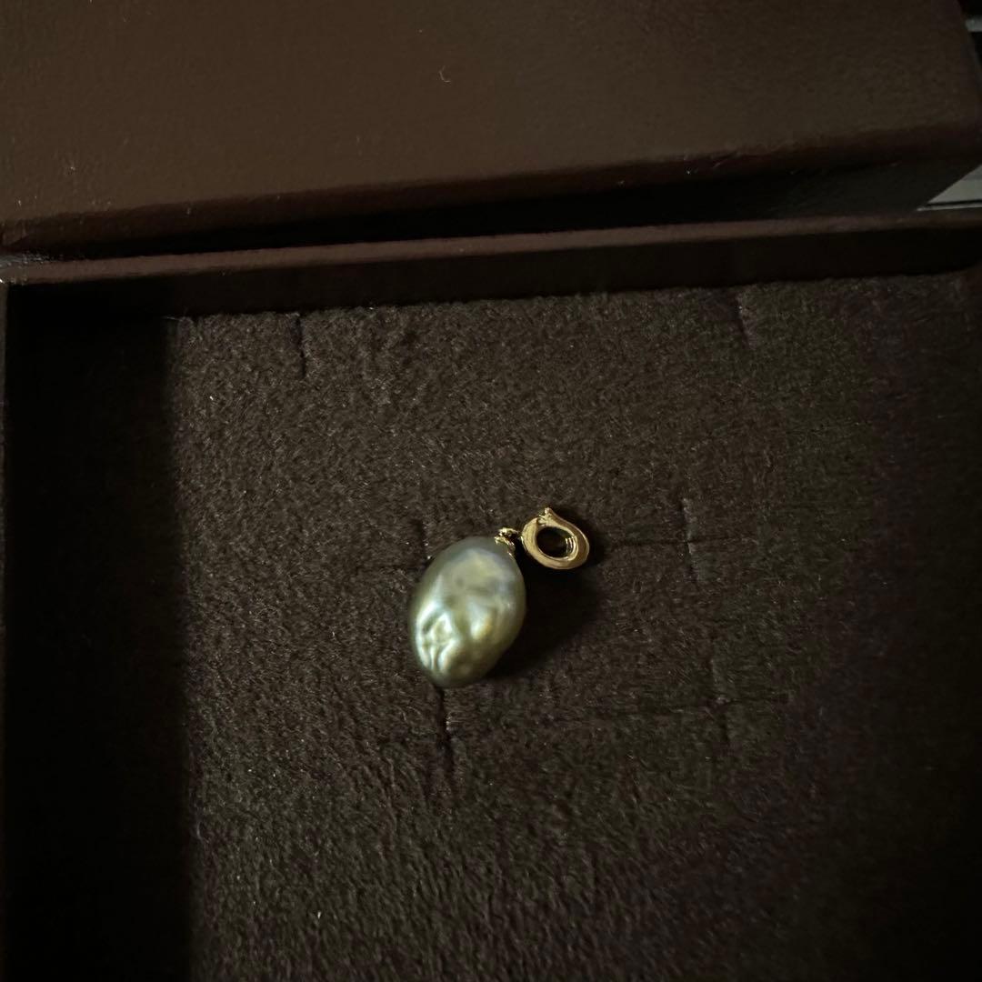 タヒチケシパール　ネックレスチャーム　ペンダント