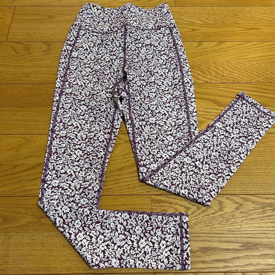 新品 emmi ヨガウェア 上下セット 花柄 エミ レディース S