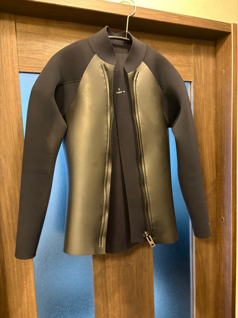 ブラック フルスーツ ノースリーブ