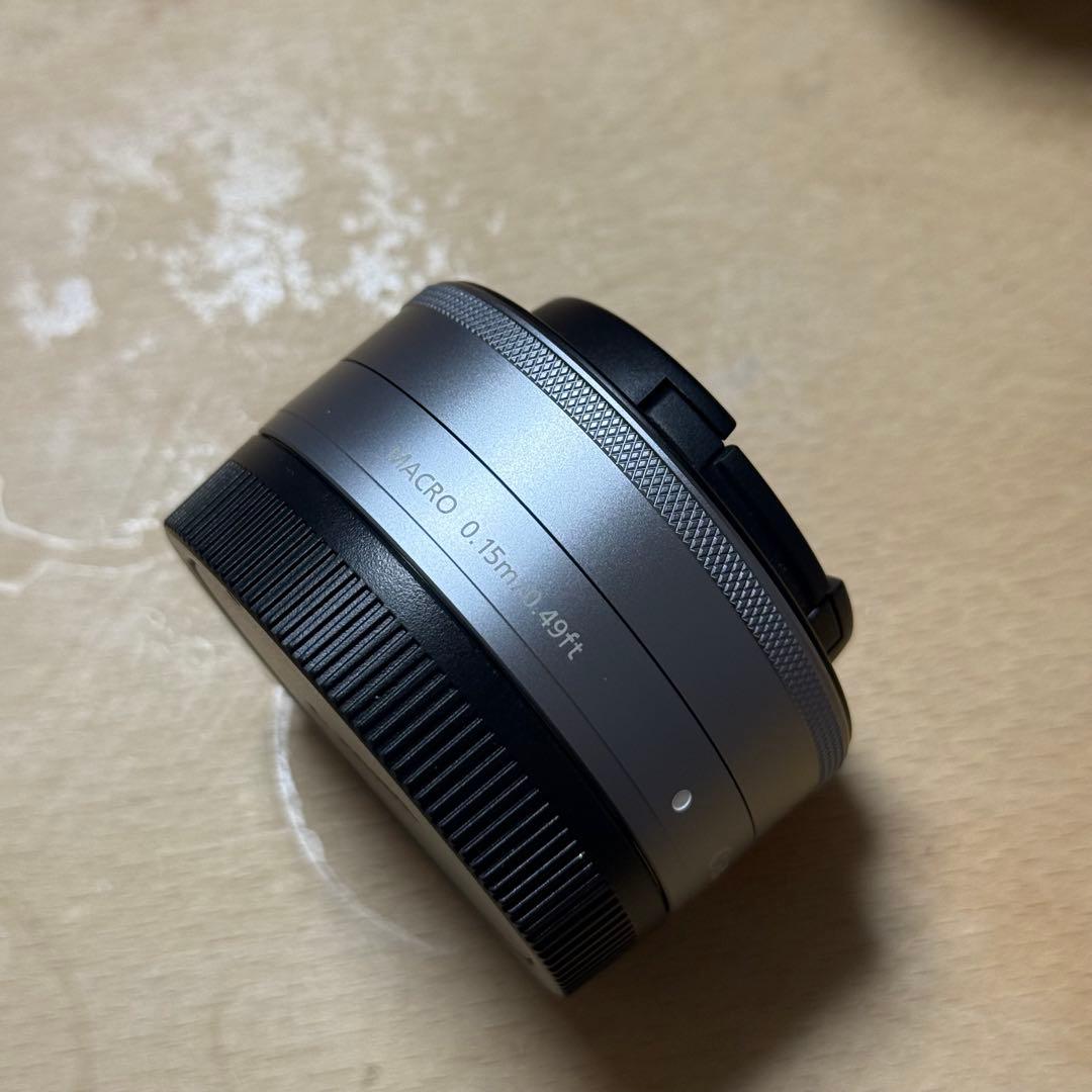 canon EF-M22mm F2 STM （シルバー） パンケーキレンズ