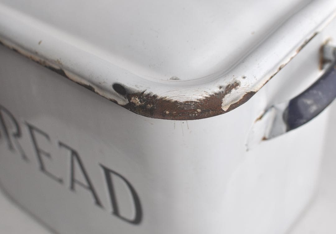 イギリスアンティーク　ホーローブレッド缶　シャビー　ビンテージ　蚤の市