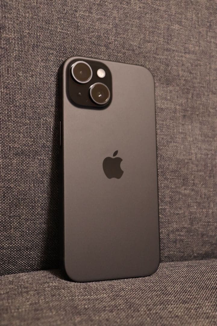 【値下げ】iPhone15 256GB SIMフリー　ケース、フィルム付き