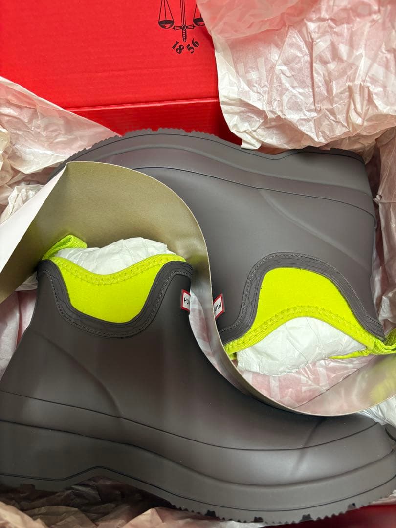 新品箱付　ハンター　チェルシー　レインブーツ　25㎝