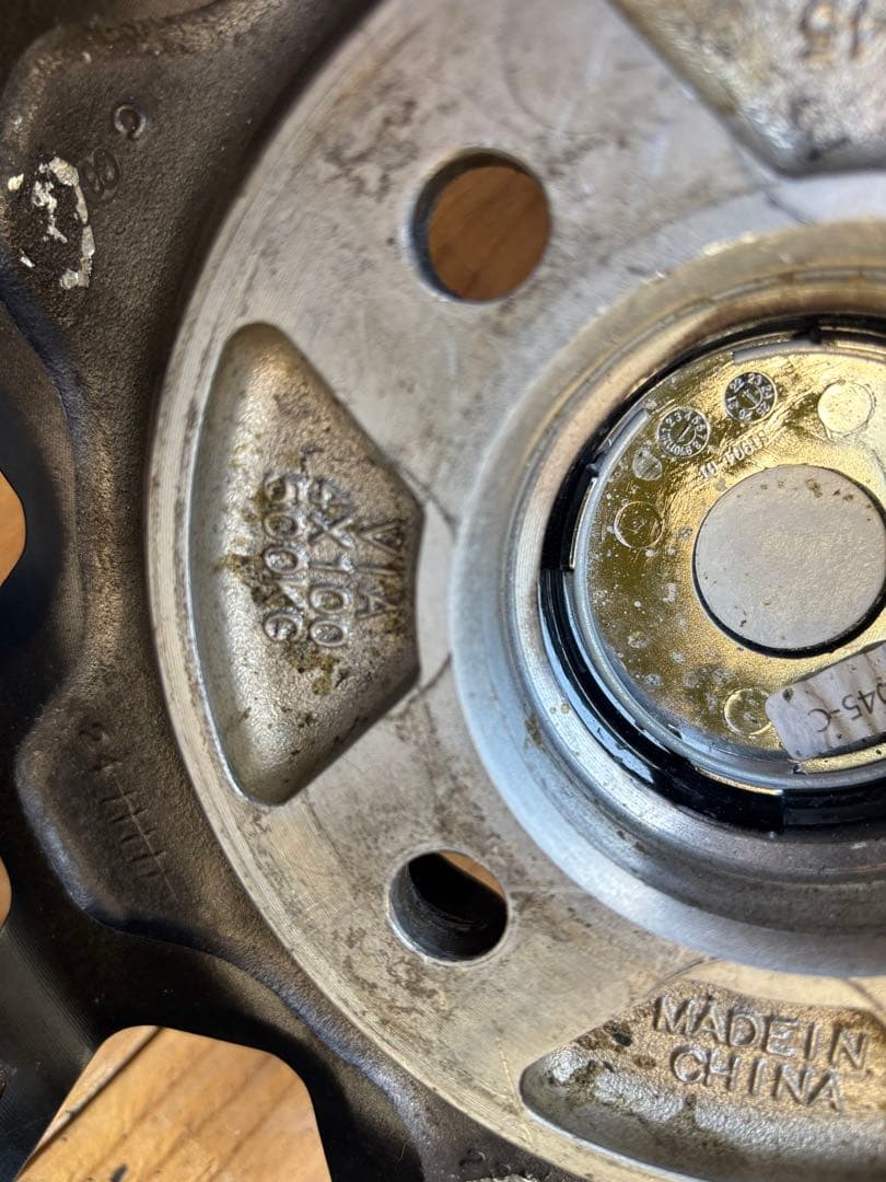 中古14インチ4穴100 4 2/1 軽自動車　軽バン