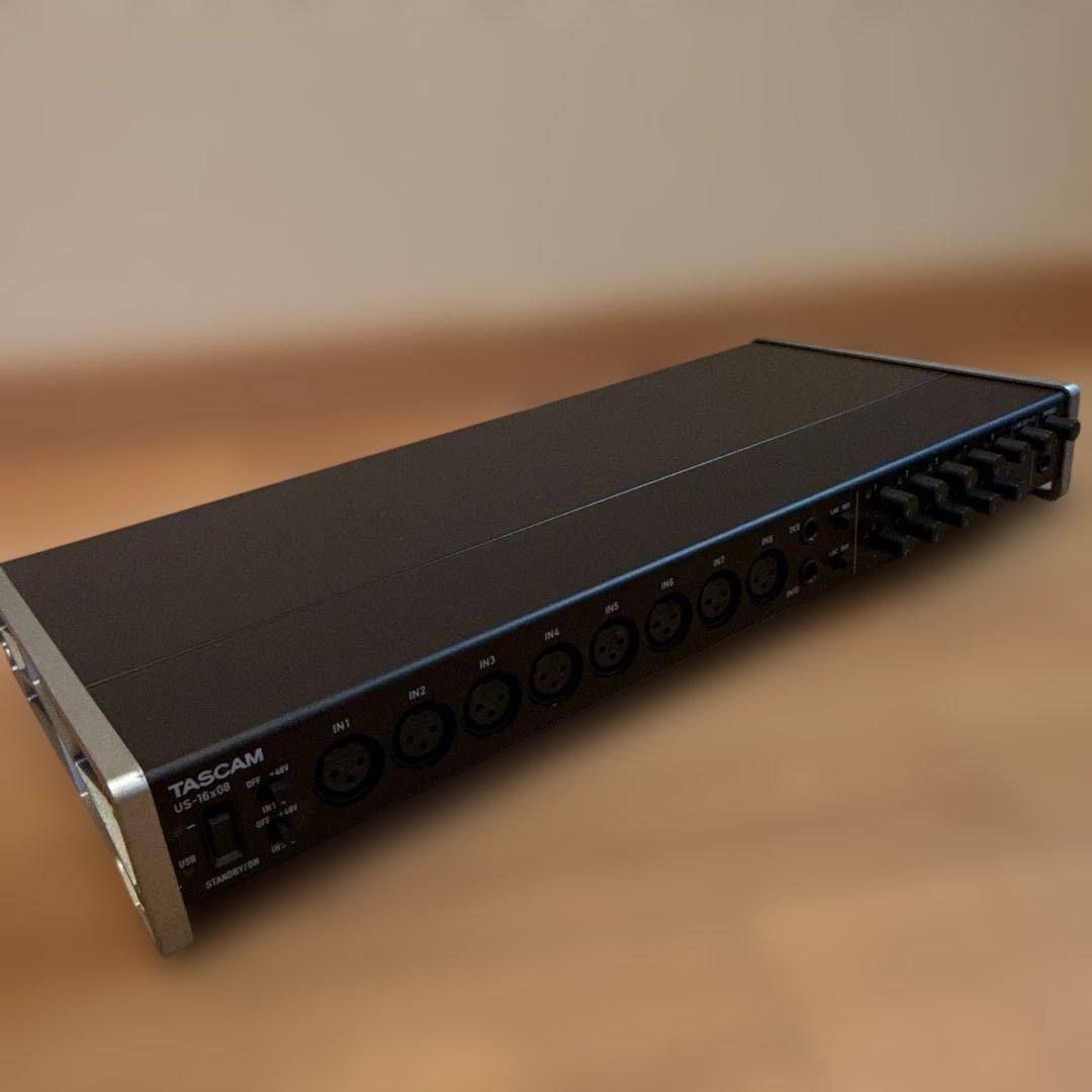 TASCAM US-16x08 USBオーディオインターフェース　8チャンネル