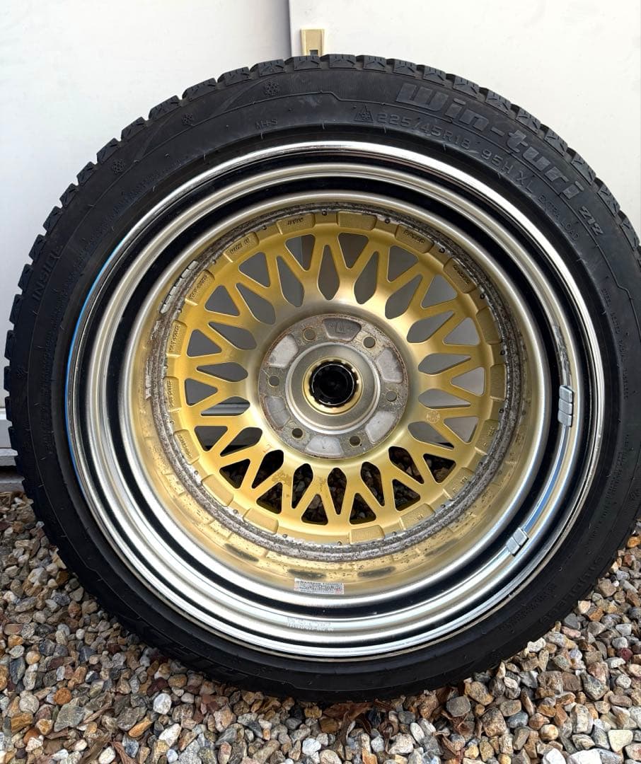 J*J様 ハイエース　ESSEX ENCM 18インチ　スタッドレス