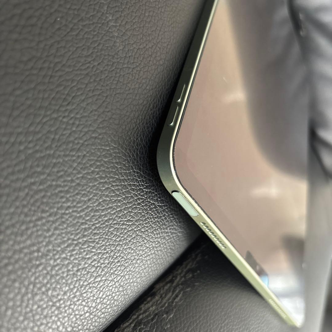 中古ジャンク品　Apple iPad グリーン　第4世代