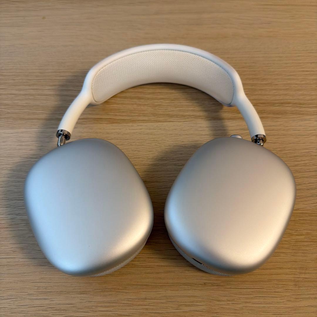 AirPods Max（第一世代 シルバー）