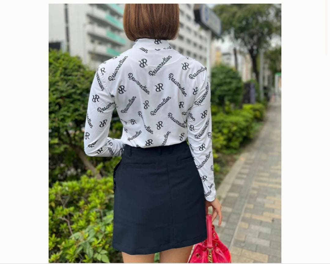 レザレクション　ネイビースカート