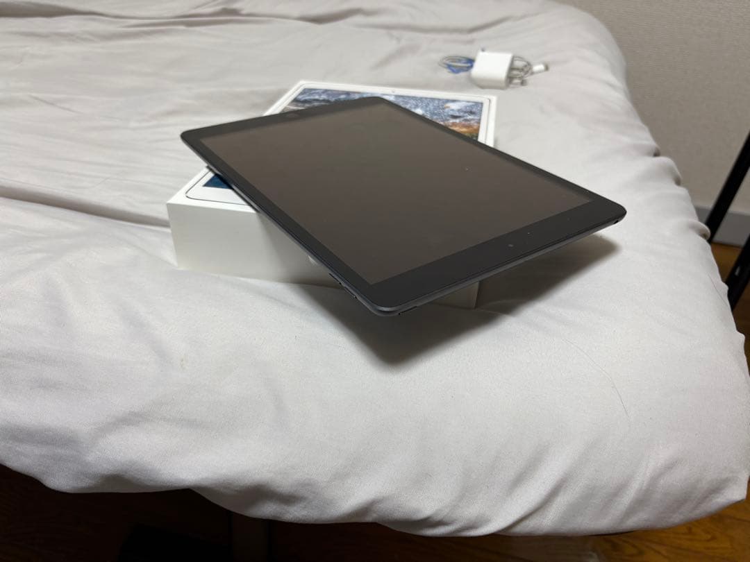 Apple ipad 第8世代 32Gb バッテリー容量89%