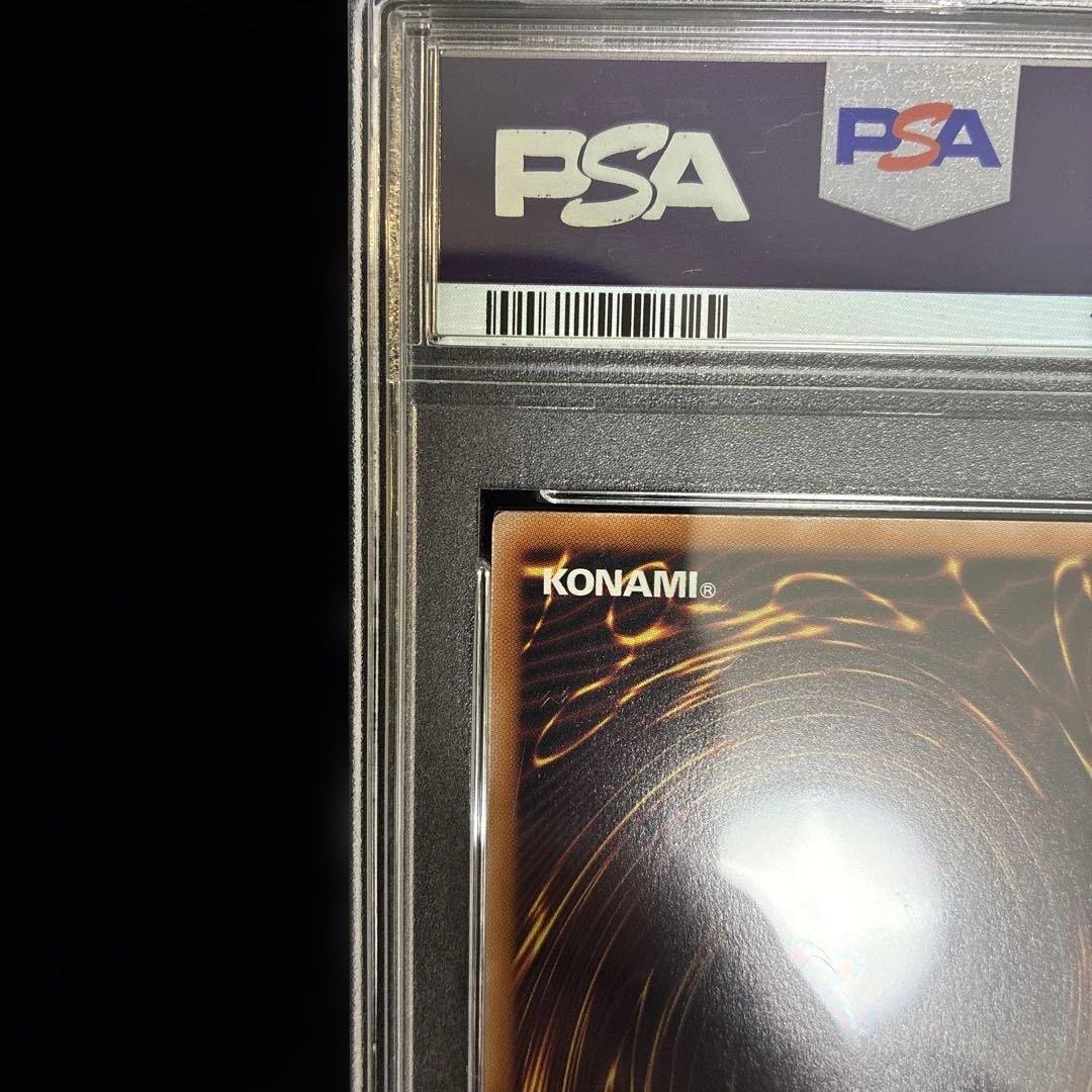 ◆PSA10◆魔術師の弟子-ブラック•マジシャン•ガール　新レリーフ