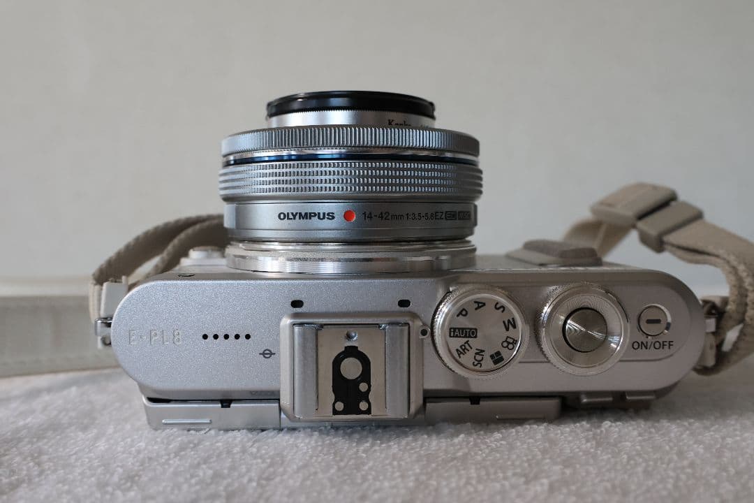 OLYMPUS PEN E-PL8 ダブルズームキット