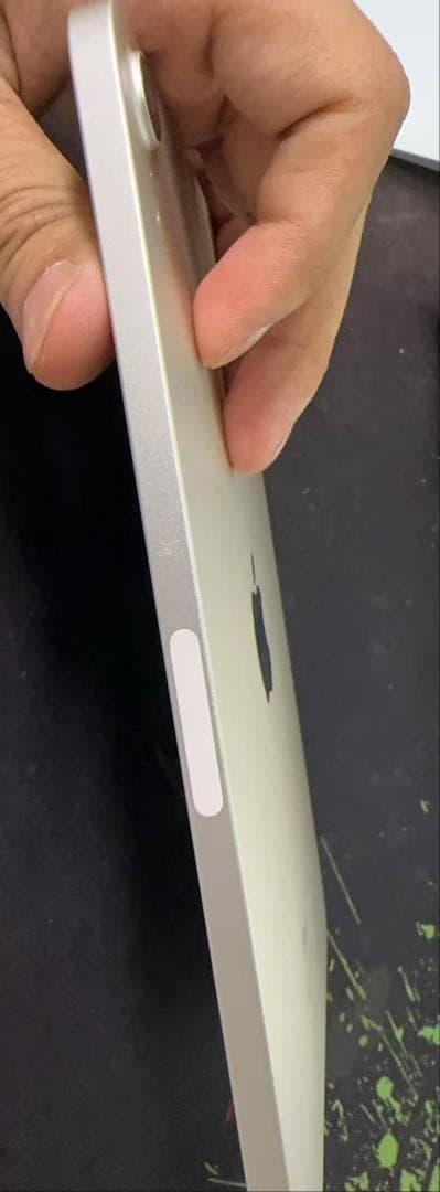 Ipadmini6 バッテリーの健康は100%+2つの磁気吸着式保護ケース