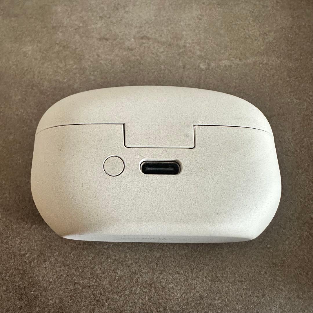 【美品】SONY ワイヤレスイヤホン プラチナシルバー 充電ケース付き