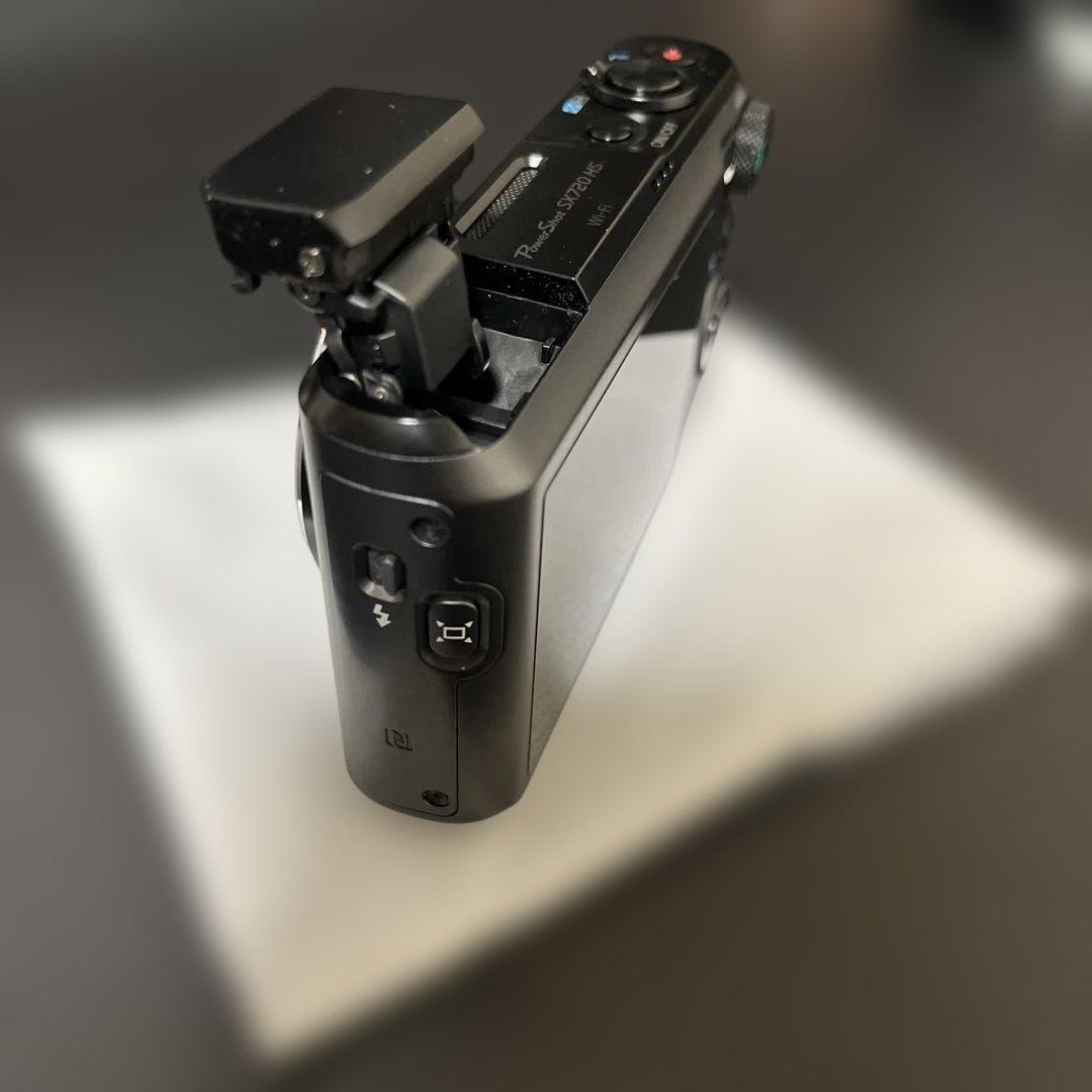 動作確認済　Canon PowerShot SX720 HS 本体
