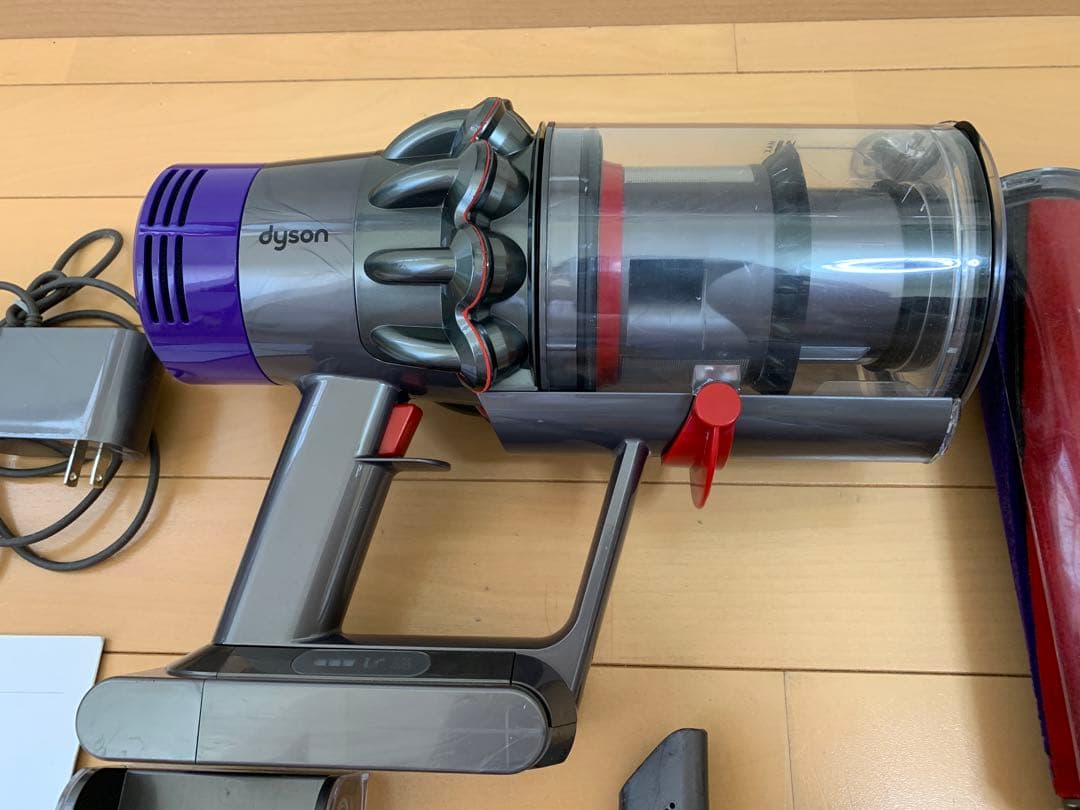 【チョク】Dyson Cyclone V10 Fluffy 掃除機
