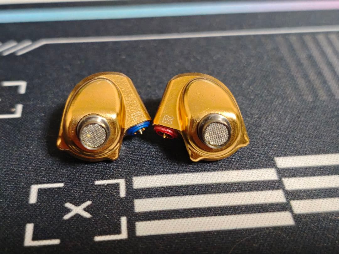 acoustune HS1695TI + 4.4mm リケーブル2本