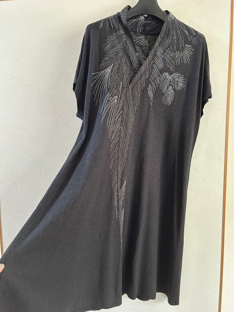 ヨーガンレール　黒　半袖チュニック