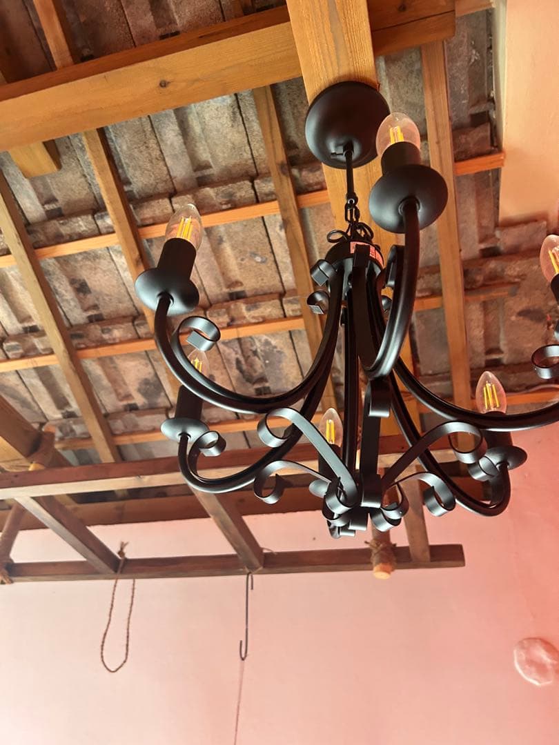 可愛いブラック 6灯シャンデリア モダン中古/