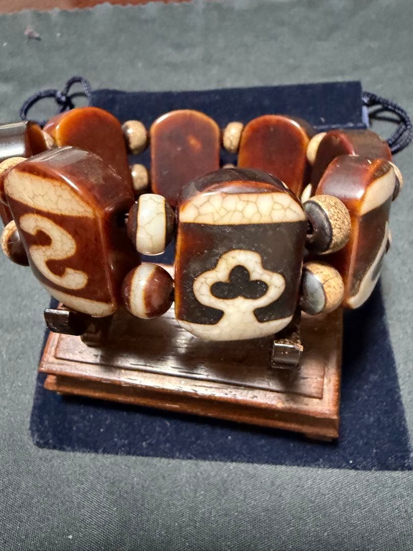 台湾龍紋天珠‼️西蔵老礦玉髄龍紋八大吉祥天珠バングルブレス