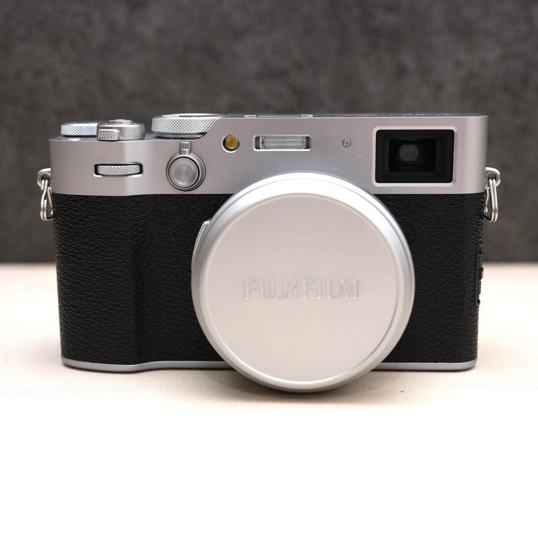 【美品】保有半年　X100VI シルバー、フィルターアダプター等同梱