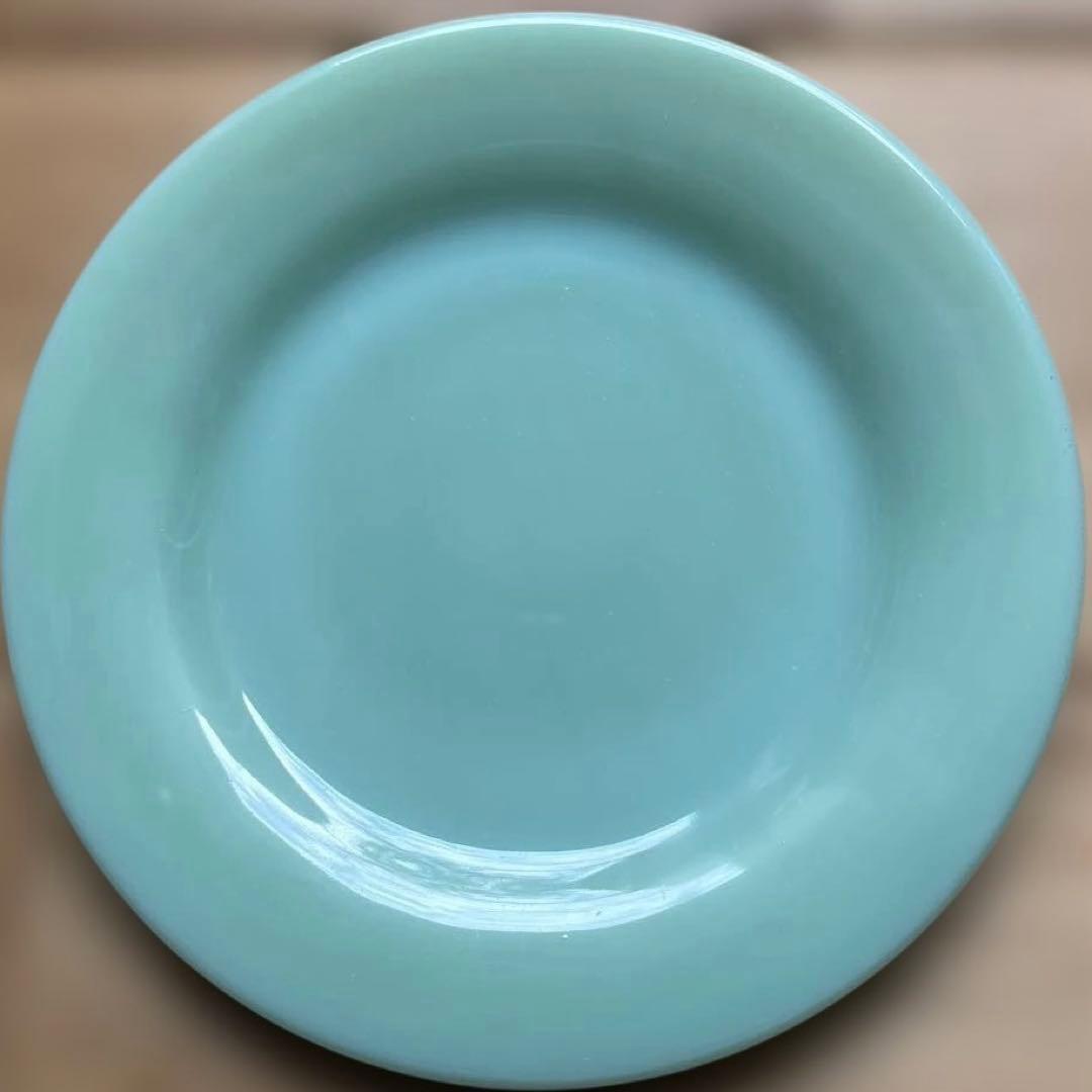 BUCO様ファイヤーキングパイ&サラダプレート2セット＋カップ＆ソーサー2セット