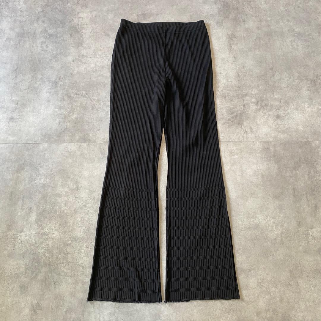 プリーツプリーズ イッセイミヤケ パンツ ボトム サイズ3 L 黒 15567