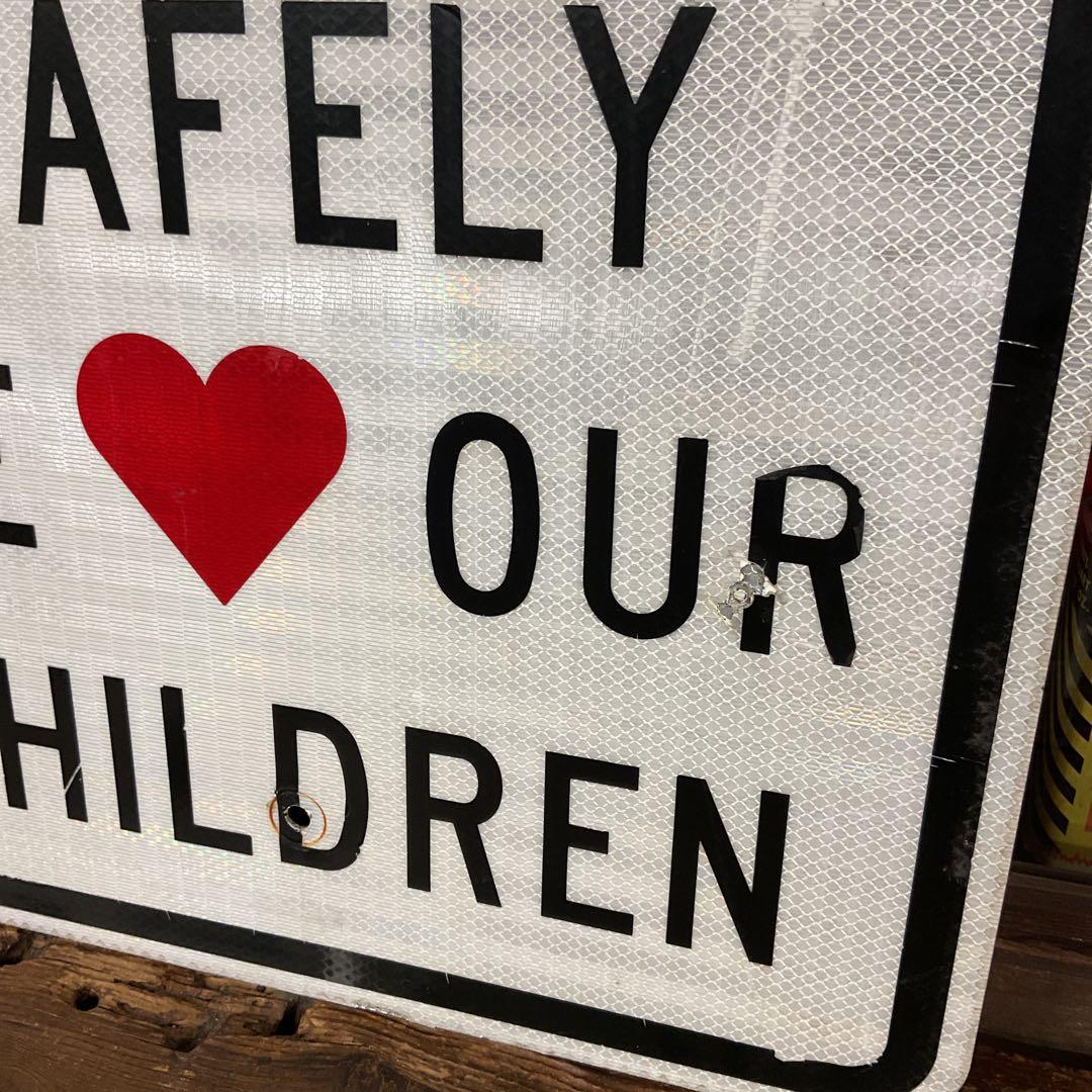 USA ストリート看板　children