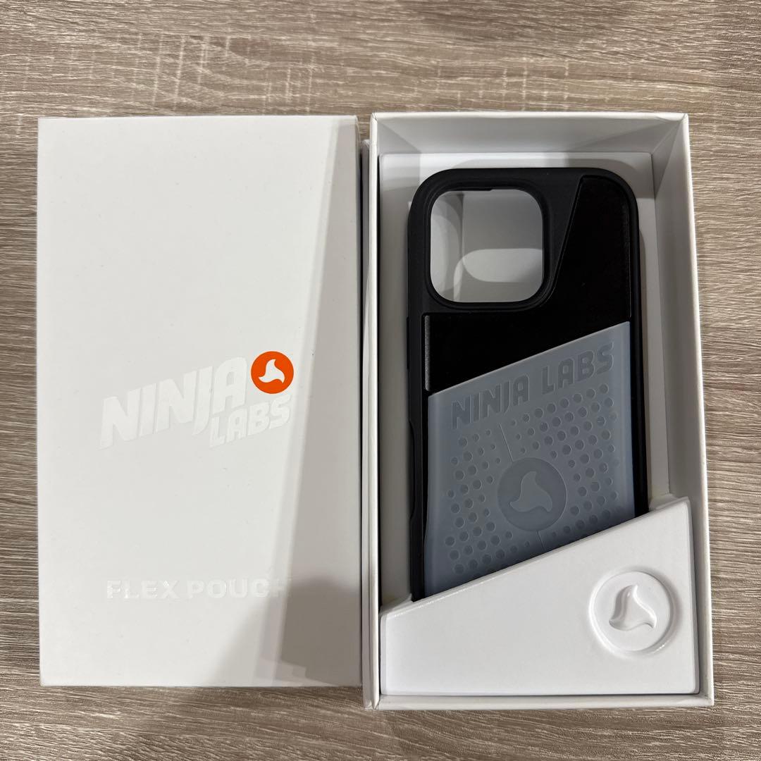 （iPhone16pro）NINJA LABS FLEX POUCH 黒