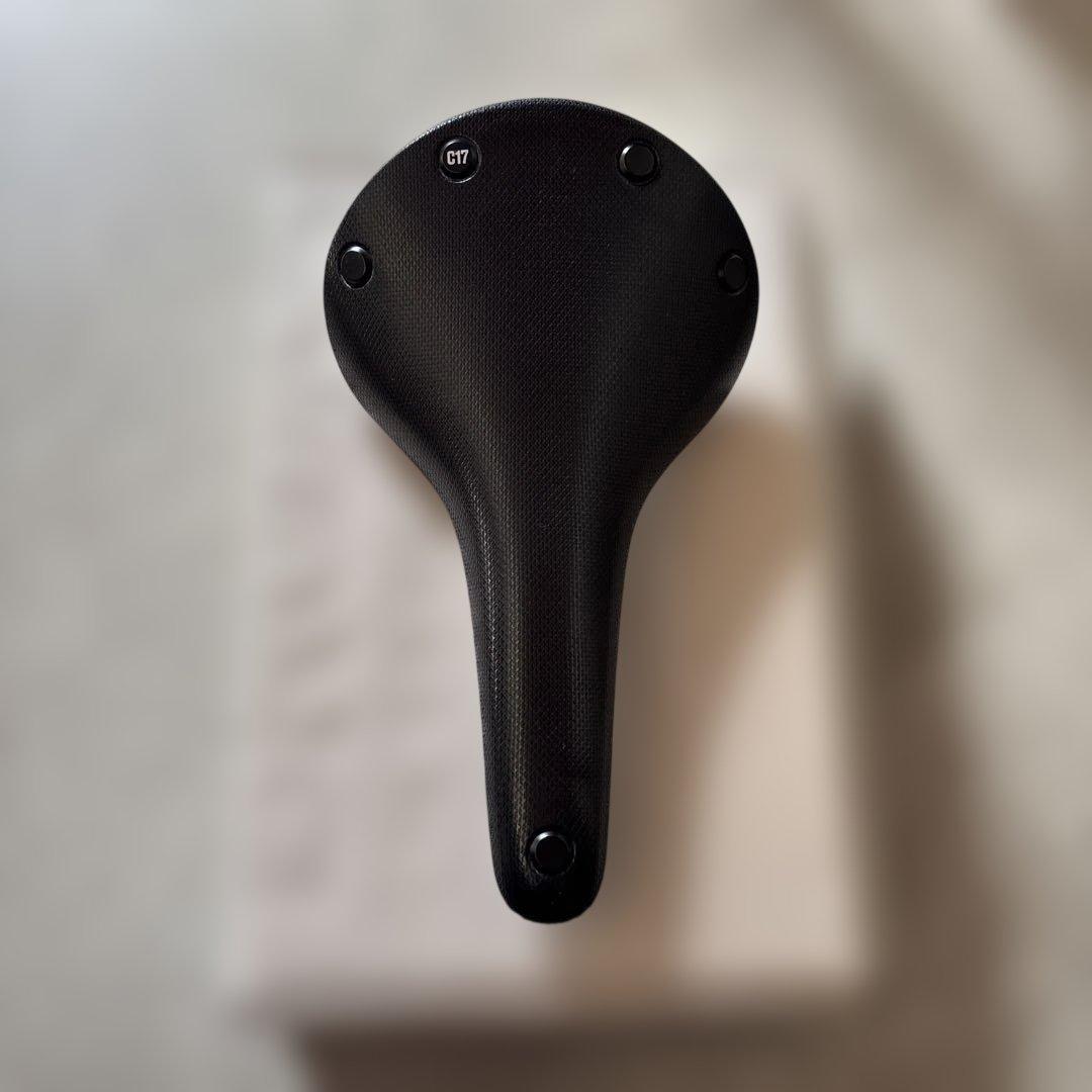 ブルックス　BROOKS cambium カンビウム