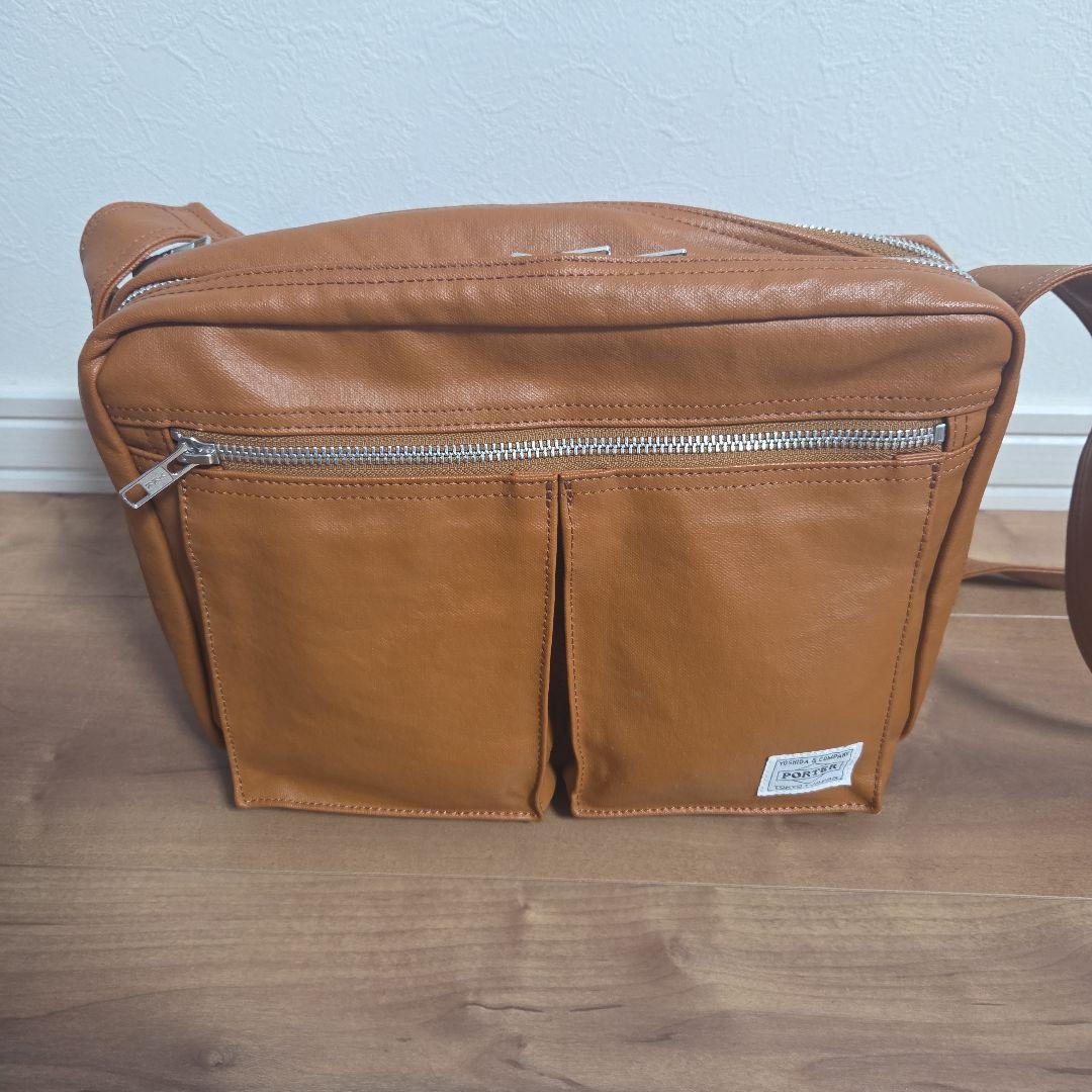 PORTERブラウンレザーショルダーバッグ