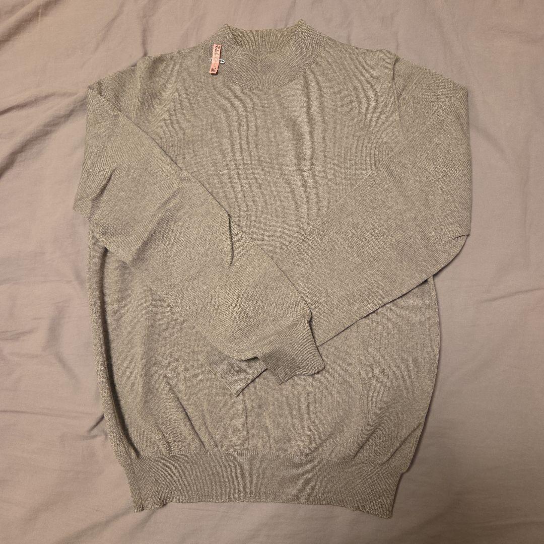 グラン・サッソ　グレージュモックネック　44