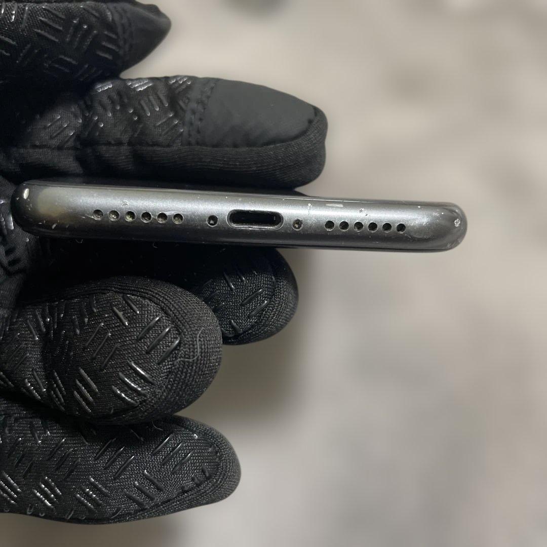 s*i様 iPhone 11 64GB バッテリー71%