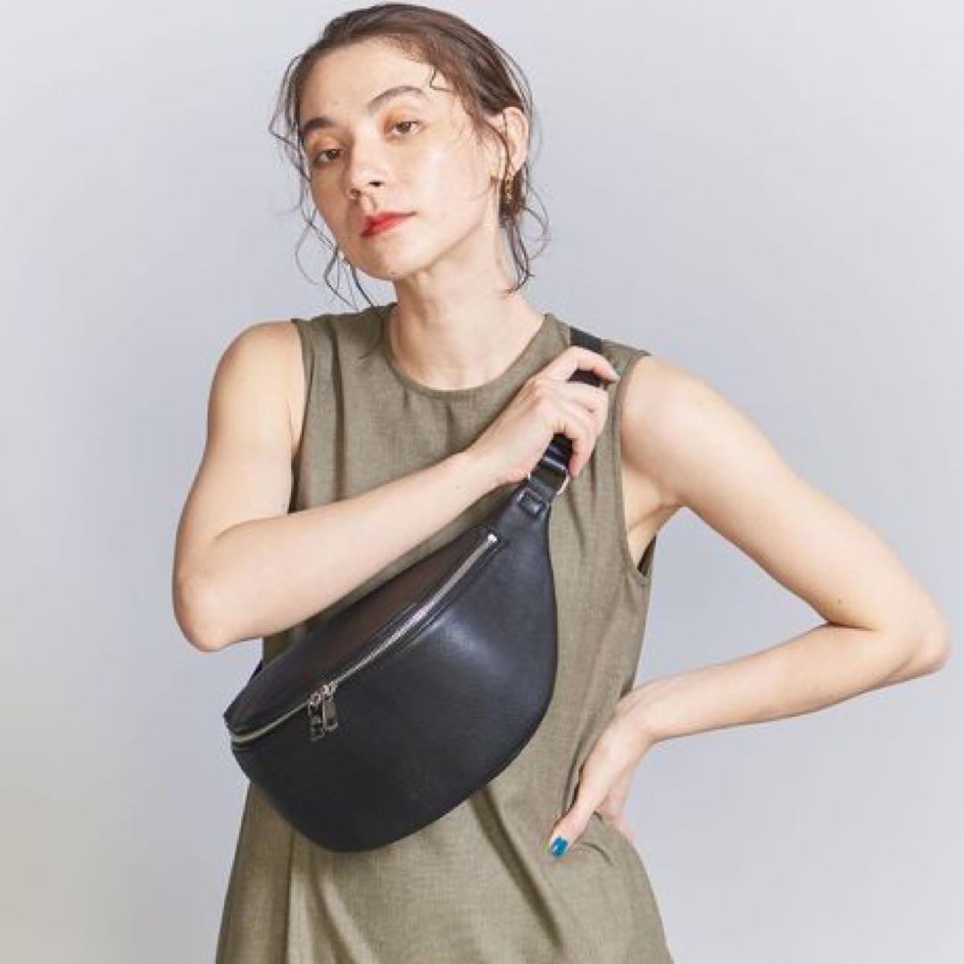 即購入可 ch!iii bag チーバッグ シュリンクレザー ボディバッグ 黒