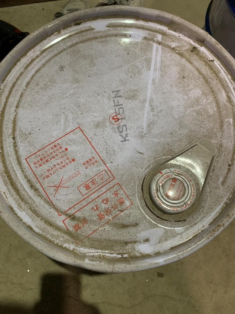 日産純正　エンジンオイル　5W-30