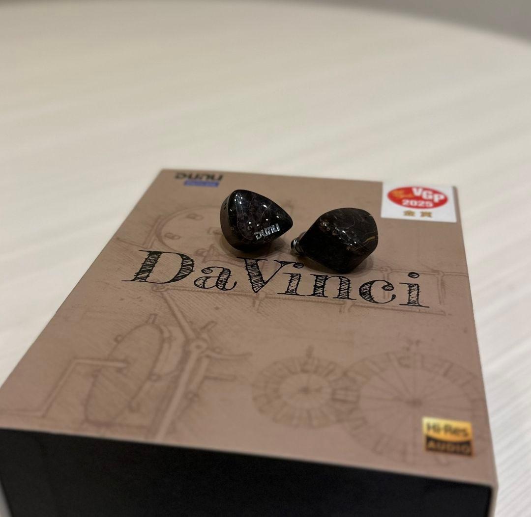 イヤホン Dunu DaVinci