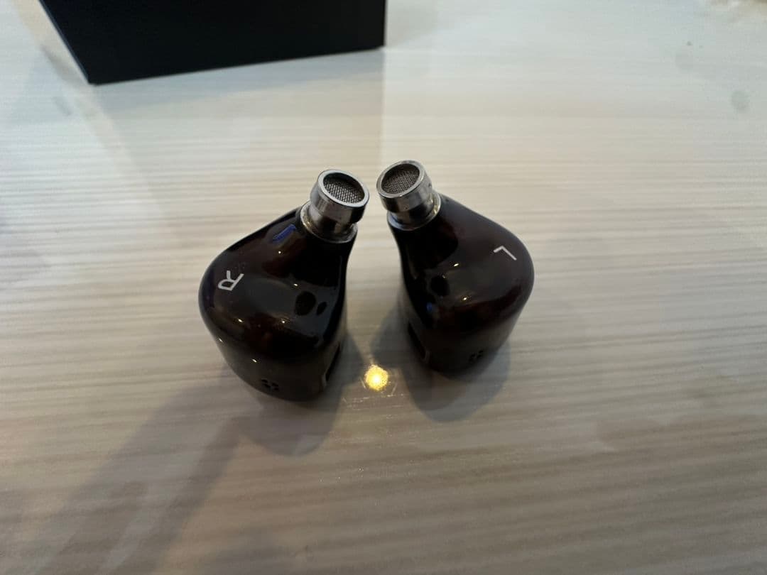 イヤホン Dunu DaVinci