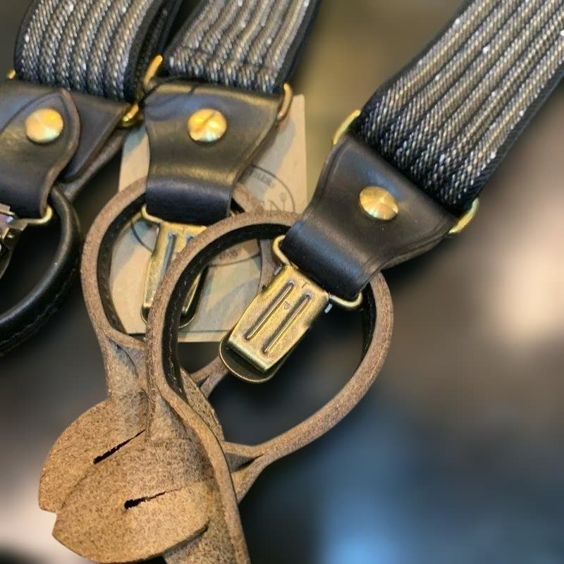 アートブラウン社　クロムエクセルレザー使用　サスペンダー　モク黒/黒