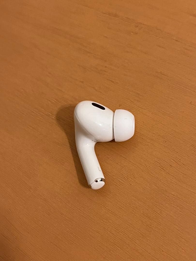 純正品Apple AirPods pro 第2世代 左耳のみ