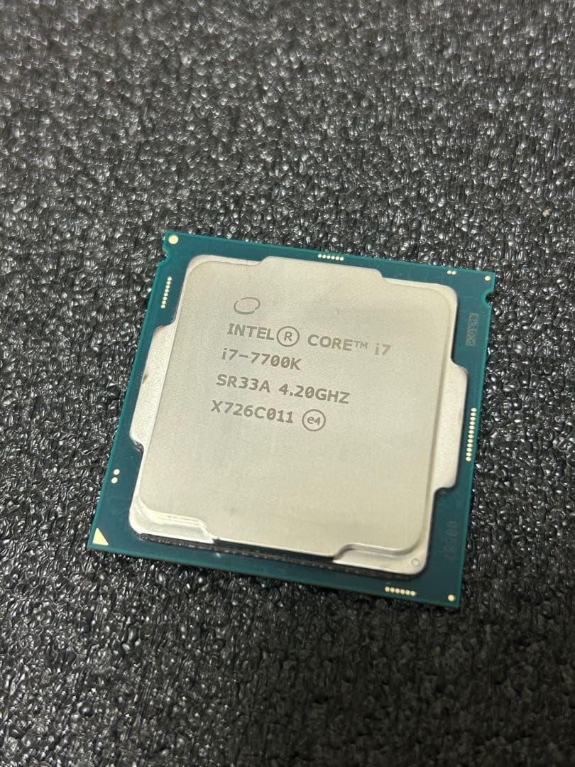 intel i7 7700K 4コア8スレッド　ゲーミング　自作PC 自由研究
