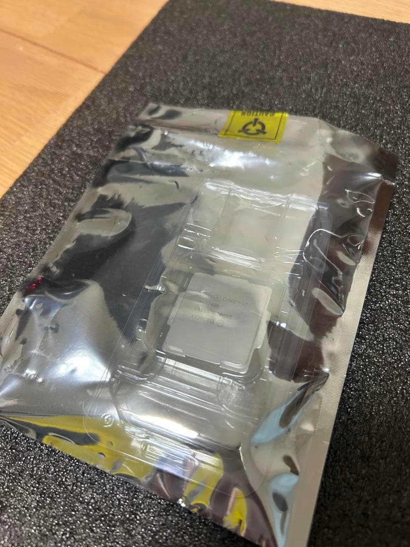 intel i7 7700K 4コア8スレッド　ゲーミング　自作PC 自由研究