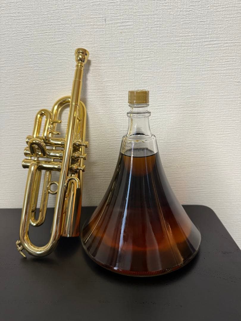 miiika様 響 90周年記念ボトル トランペット型