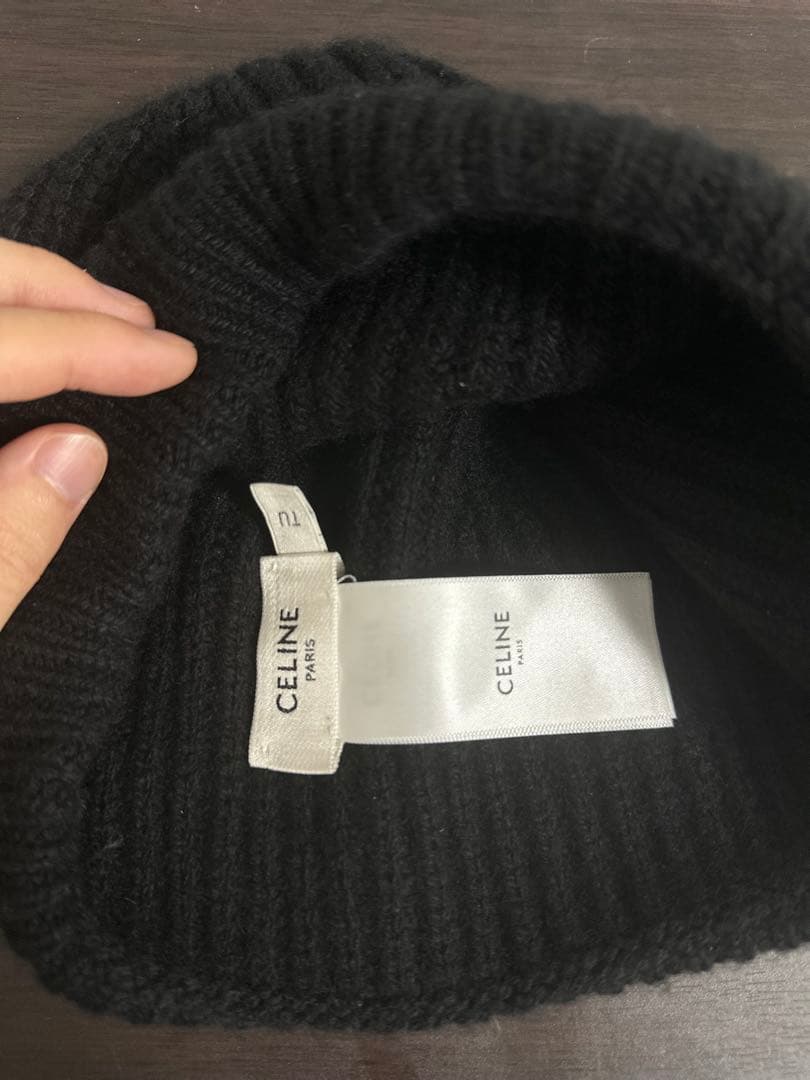 CELINE セリーヌ ブラックニット帽 ロゴ付き