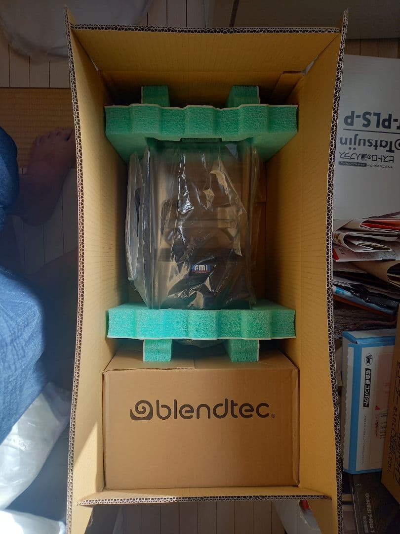 Blendtec 高性能ブレンダー 黒　STEALTH895NBS